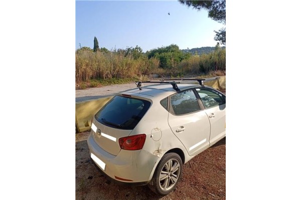 seat ibiza berlina (6j5) del año 2010