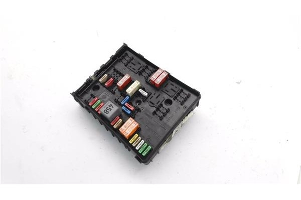 Recambio de caja fusibles/rele para seat altea (5p1) 2.0 tdi 16v referencia OEM IAM 1K0937124K  