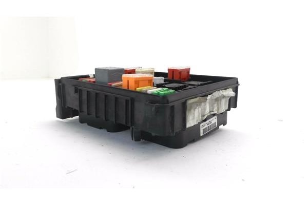 Recambio de caja fusibles/rele para seat altea (5p1) 2.0 tdi 16v referencia OEM IAM 1K0937124K  