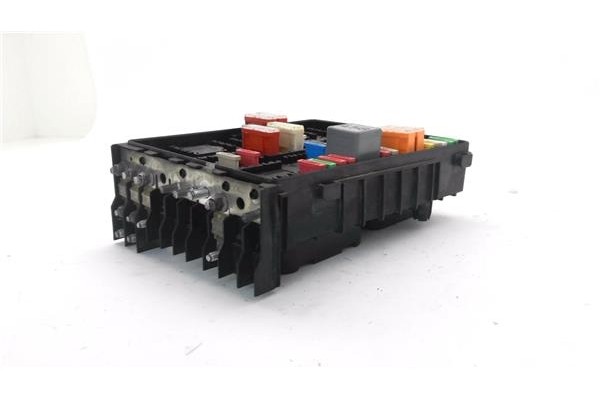 Recambio de caja fusibles/rele para seat altea (5p1) 2.0 tdi 16v referencia OEM IAM 1K0937124K  