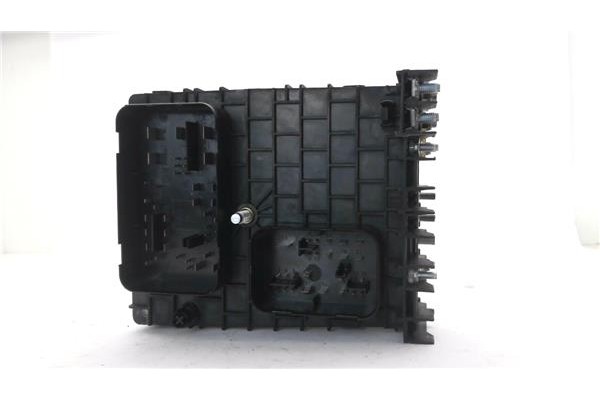 Recambio de caja fusibles/rele para seat altea (5p1) 2.0 tdi 16v referencia OEM IAM 1K0937124K  
