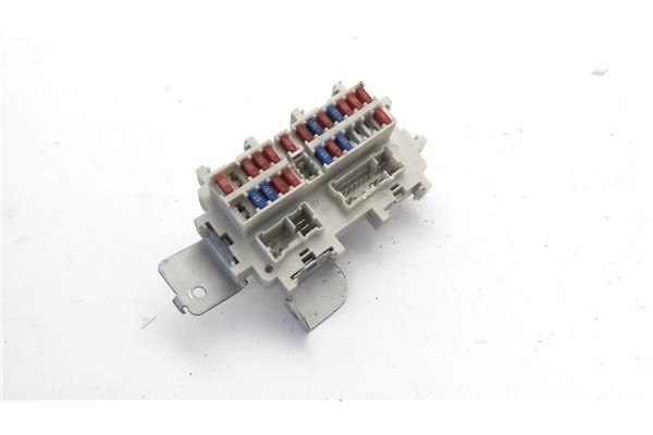 Recambio de caja fusibles/rele para nissan murano (z50) 3.5 referencia OEM IAM 2668AM600  