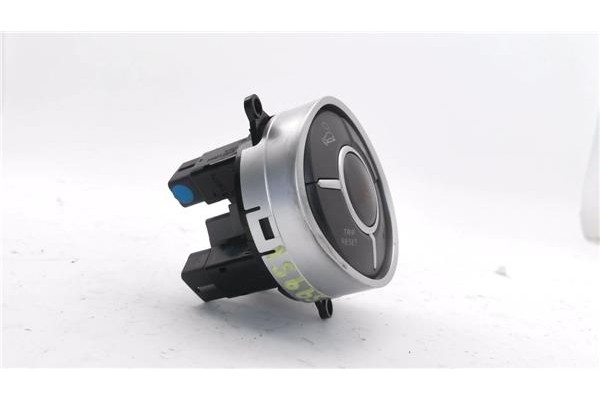 Recambio de interruptor luces emergencia para ssangyong kyron 2.0 200 xdi referencia OEM IAM 8520109210HCX  