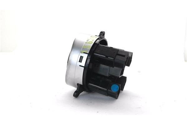 Recambio de interruptor luces emergencia para ssangyong kyron 2.0 200 xdi referencia OEM IAM 8520109210HCX  