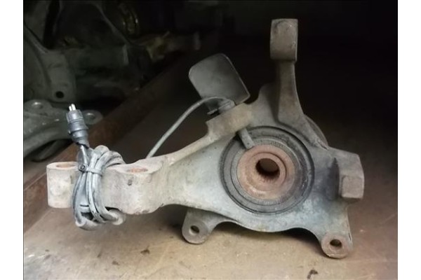 Recambio de mangueta delantero derecha para renault laguna (b56) 2.2 d (b56f/2) referencia OEM IAM   