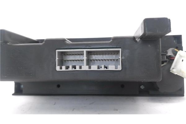 Recambio de mandos climatizador para ssangyong kyron 2.0 200 xdi referencia OEM IAM 6870009080  