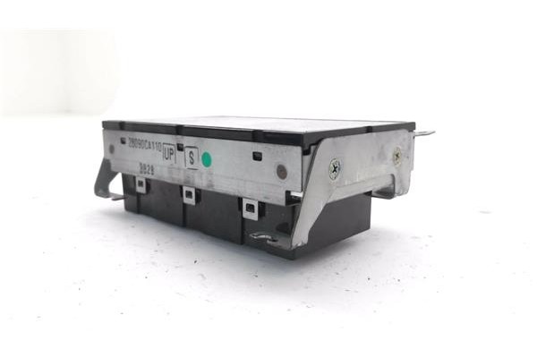 Recambio de display para nissan murano (z50) 3.5 referencia OEM IAM 28090CA110  