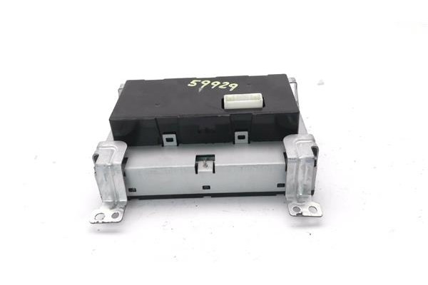 Recambio de display para nissan murano (z50) 3.5 referencia OEM IAM 28090CA110  