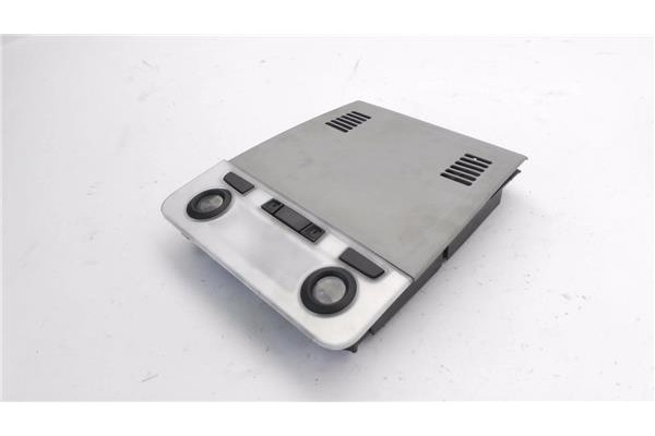 Recambio de luz delantero central techo para bmw serie 3 berlina (e90) 3.0 330d referencia OEM IAM 697629102 0311747301 