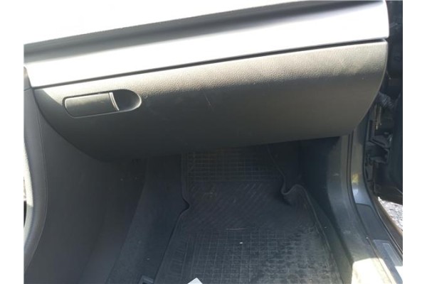 Recambio de guantera salpicadero para audi a4 berlina (8e) 2.0 tdi (dpf) (125kw) referencia OEM IAM   