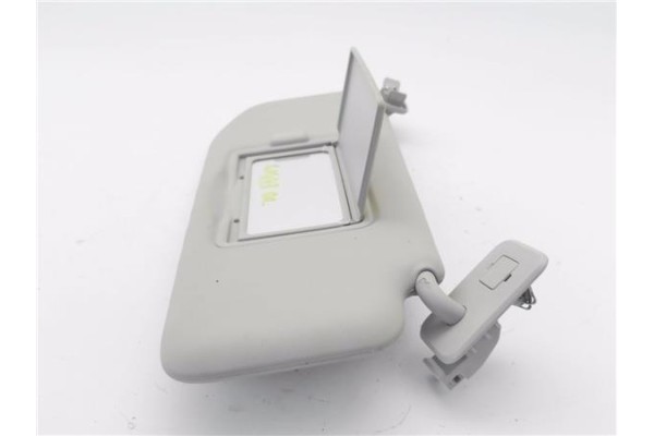 Recambio de parasol derecho para citroen c3 1.2 97 edition referencia OEM IAM 98100807BJ  