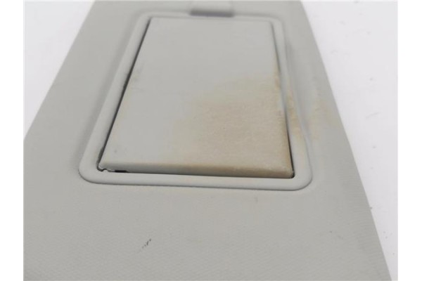 Recambio de parasol izquierdo para citroen c3 1.2 97 edition referencia OEM IAM 96738898BJ  