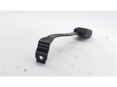 Recambio de anclaje cinturon delantero izquierdo para seat altea (5p1) 2.0 tdi 16v referencia OEM IAM 5P0857755C 140704 