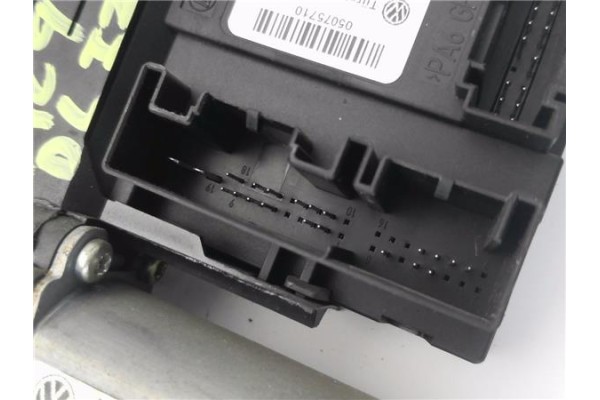 Recambio de motor elevalunas delantero izquierdo para volkswagen touran (1t1) 1.9 tdi referencia OEM IAM 1T0959701D 1K0959793J 