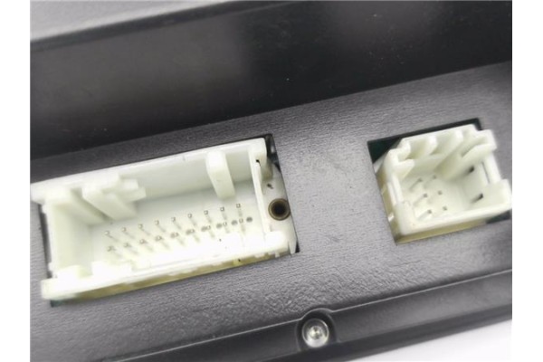 Recambio de mandos climatizador para bmw serie 3 compacto (e46) 1.8 316ti referencia OEM IAM 64116931604  