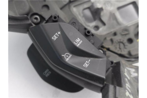 Recambio de volante para ford focus berlina (cew) 1.0 business referencia OEM IAM AM513600BH3ZHE BK2T9E740AB 