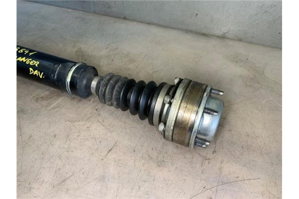 Recambio de cardan delantero para ford ranger (tke) 2.2 doble cabina 4x4 xlt referencia OEM IAM EB3G4K145DE  