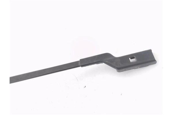 Recambio de brazo limpiaparabrisas delantero derecho para ford focus berlina (cew) 1.0 business referencia OEM IAM BM5117526BC  