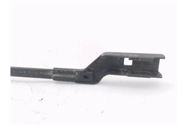 Recambio de brazo limpiaparabrisas delantero derecho para ford focus berlina (cew) 1.0 business referencia OEM IAM BM5117526BC  