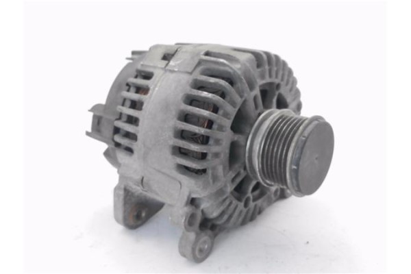 Recambio de alternador para seat altea (5p1) 2.0 tdi 16v referencia OEM IAM 06F903023C TG14C011 
