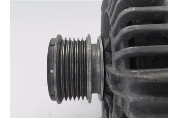 Recambio de alternador para seat altea (5p1) 2.0 tdi 16v referencia OEM IAM 06F903023C TG14C011 