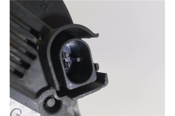 Recambio de alternador para seat altea (5p1) 2.0 tdi 16v referencia OEM IAM 06F903023C TG14C011 