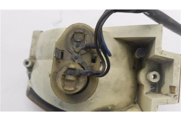 Recambio de intermitente delantero izquierdo para peugeot 604 2.3 srd-turbo referencia OEM IAM   