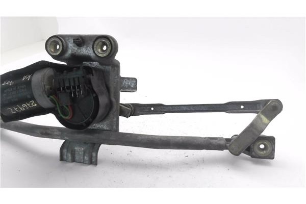 Recambio de motor limpiaparabrisas delantero para ford ka (ccq) 1.3 i referencia OEM IAM 97KG17B571AB 0390241136 