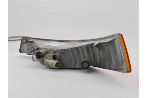 Recambio de intermitente delantero dcho para renault trafic ii autobús (jl) 1.9 dci referencia OEM IAM 8200007030  
