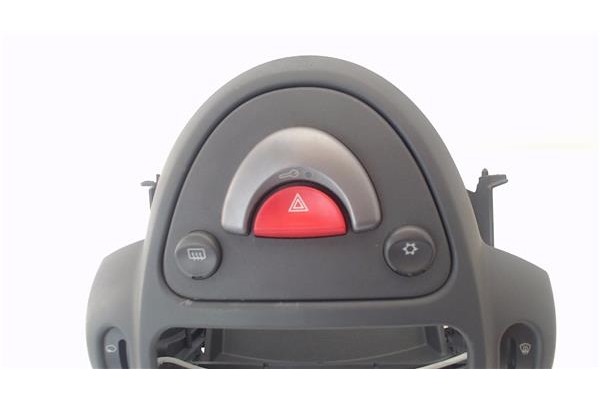 Recambio de embellecedor consola central para smart micro compact car 600 referencia OEM IAM 993790002  