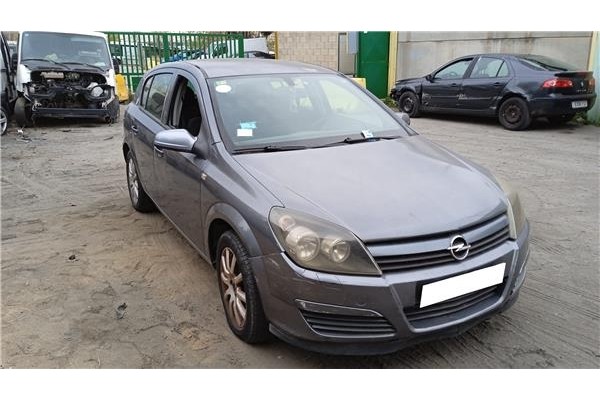 opel astra h berlina del año 2005