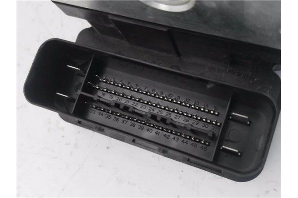 Recambio de nucleo abs para ford focus berlina (cew) 1.0 business referencia OEM IAM BV612C405AL 10096101993 