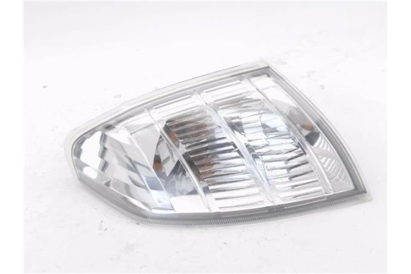 Recambio de intermitente delantero izquierdo para nissan x-trail (t30) 2.0 referencia OEM IAM E130554  