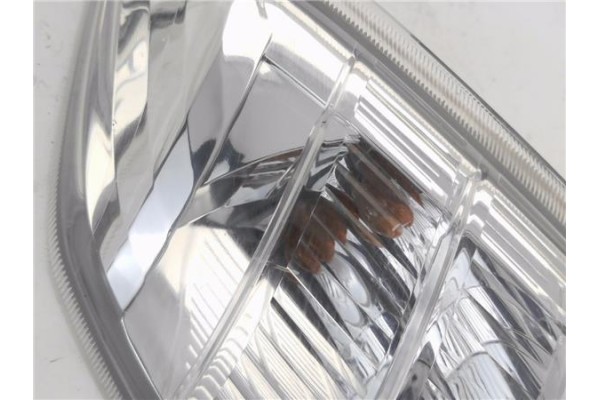 Recambio de intermitente delantero izquierdo para nissan x-trail (t30) 2.0 referencia OEM IAM E130554  