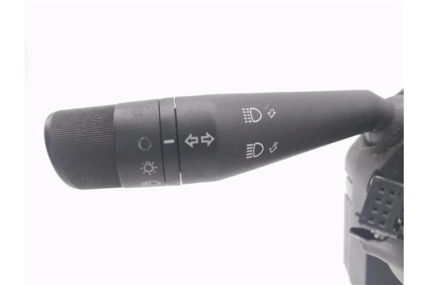 Recambio de mando intermitencia para fiat punto / grande punto (199) 1.4 referencia OEM IAM 7355213150  