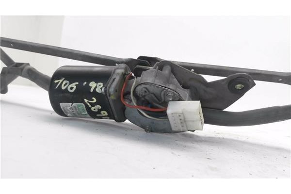 Recambio de motor limpiaparabrisas delantero para peugeot 106 (s2) 1.5 d referencia OEM IAM MFD250B 53544102 