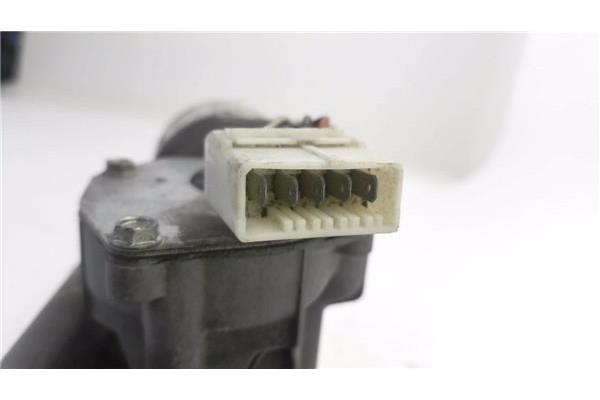 Recambio de motor limpiaparabrisas delantero para peugeot 106 (s2) 1.5 d referencia OEM IAM MFD250B 53544102 