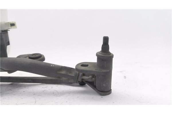 Recambio de motor limpiaparabrisas delantero para peugeot 106 (s2) 1.5 d referencia OEM IAM MFD250B 53544102 