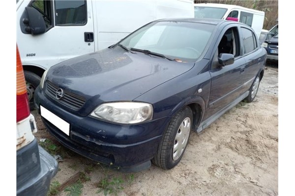 opel astra g berlina (1998) del año 