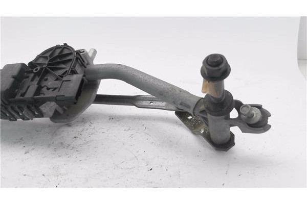 Recambio de motor limpiaparabrisas delantero para peugeot 208 1.2 access referencia OEM IAM 9673222580 0390241540 