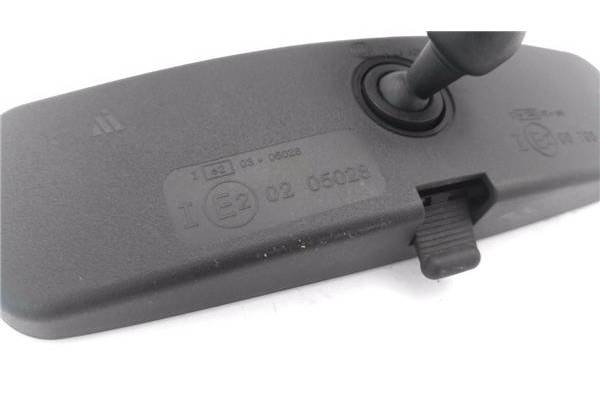 Recambio de retrovisor interior para citroen c4 berlina 1.6 business referencia OEM IAM E20205028 E200708 