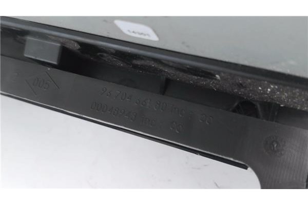 Recambio de radio / cd para citroen c4 berlina 1.6 business referencia OEM IAM 9813024980 801310000 