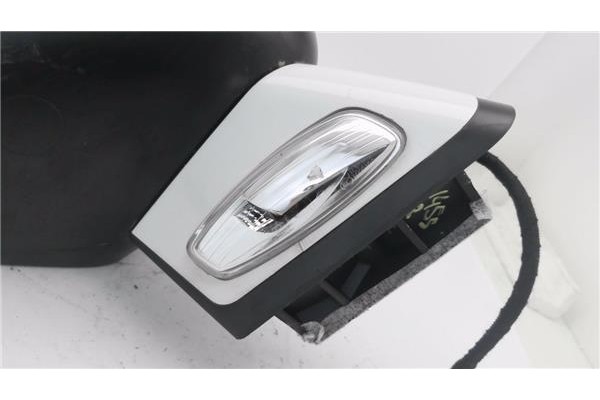 Recambio de retrovisor electrico derecho para citroen c4 berlina 1.6 business referencia OEM IAM A050446  