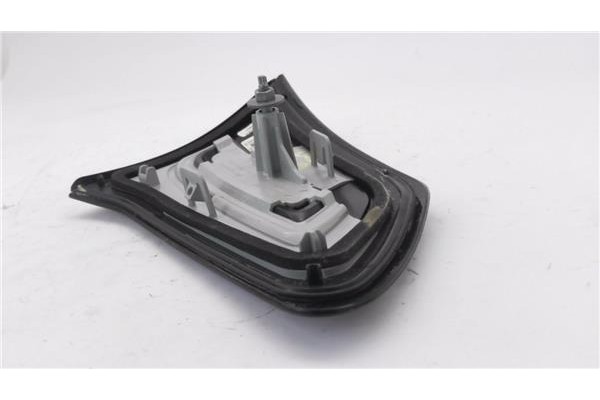 Recambio de piloto porton trasero derecho para citroen c4 berlina 1.6 business referencia OEM IAM 9808624780 195802 