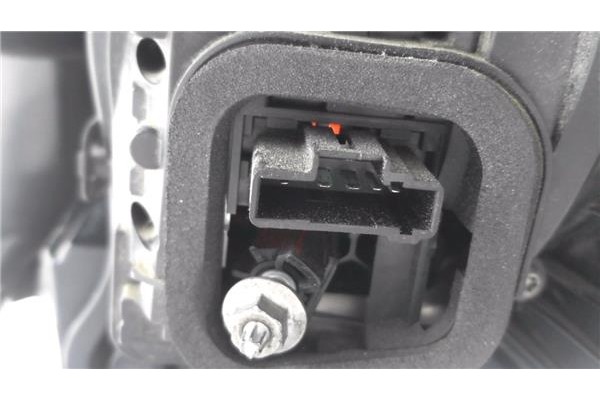 Recambio de piloto trasero izquierdo para citroen c4 berlina 1.6 business referencia OEM IAM 9808624680 195797 
