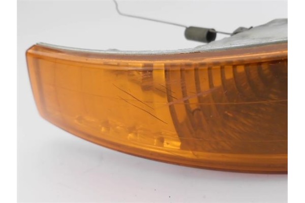 Recambio de intermitente delantero dcho para renault trafic ii autobús (jl) 1.9 dci referencia OEM IAM 8200007030  