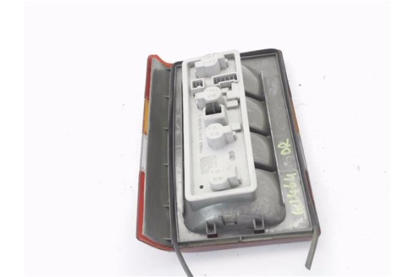 Recambio de piloto trasero derecho para citroen c 15 1.8 d referencia OEM IAM 2057160588 E359327 