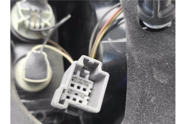 Recambio de piloto trasero izquierdo para ford fiesta (cnn) 1.5 ambiente referencia OEM IAM C1BB13405A  