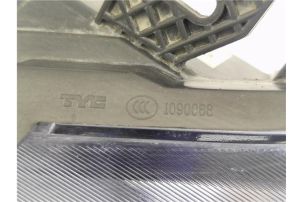 Recambio de faro delantero dcho para ford fiesta (cnn) 1.5 ambiente referencia OEM IAM 1090068 E418413 
