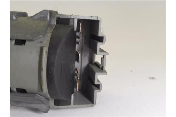 Recambio de clausor para ford fiesta (cnn) 1.5 ambiente referencia OEM IAM 9V213F880ED 8A6T15607AC 